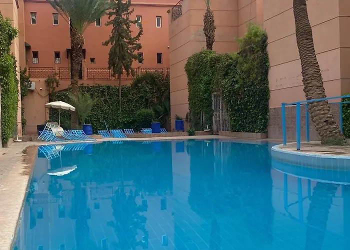 Riad Zineb Prive Trois Etage Trois Piscines Et Jacuzzi